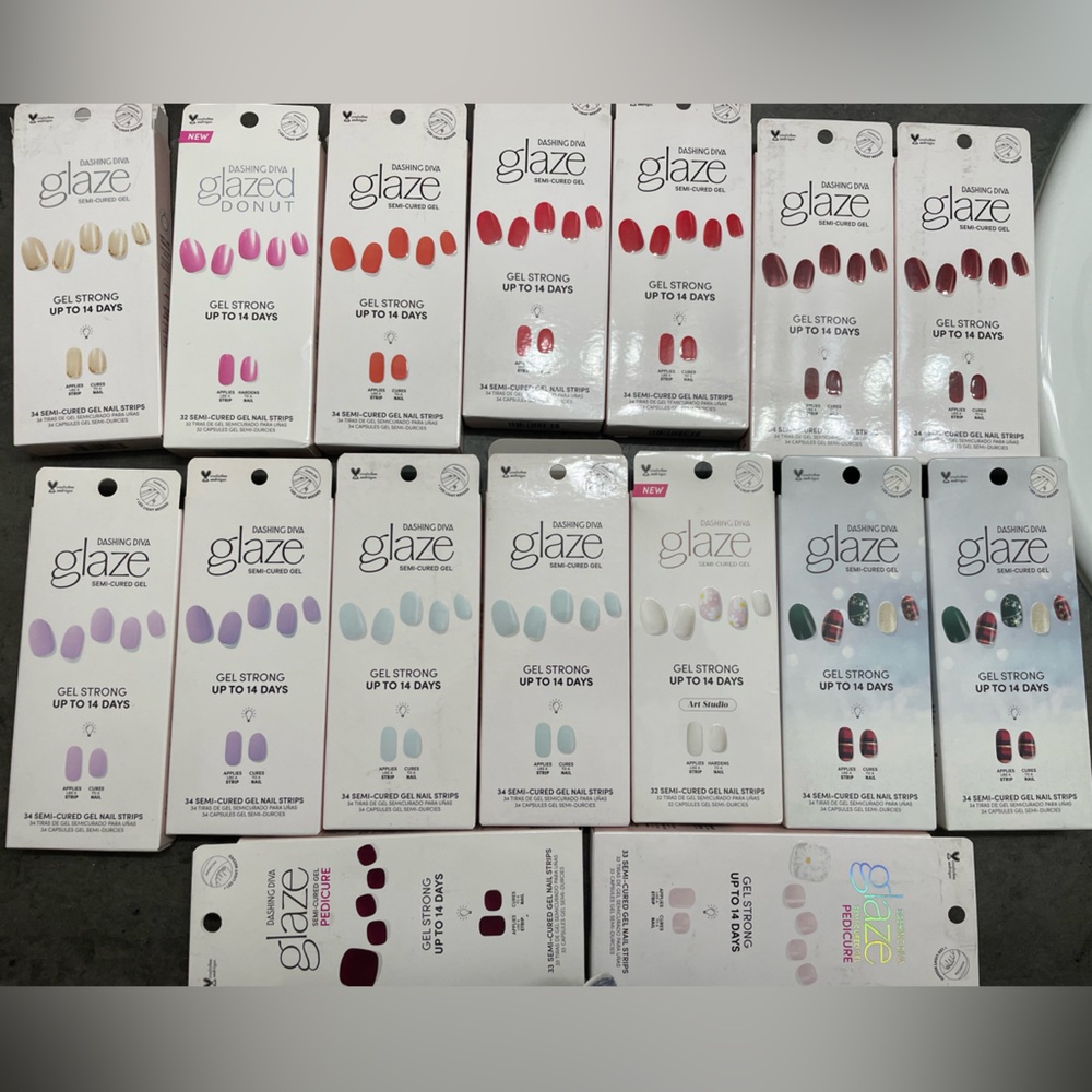 Dashing Diva Glaze Semi-Cured Gel Nail Strips - Assorted Colors